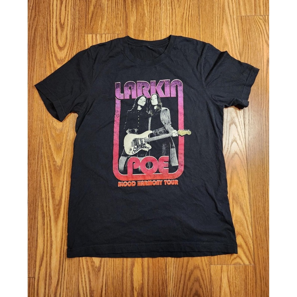 Larkin Poe Blood Harmony Tour 2023 Graphic T-Shirt Black Concert Band Tee Small